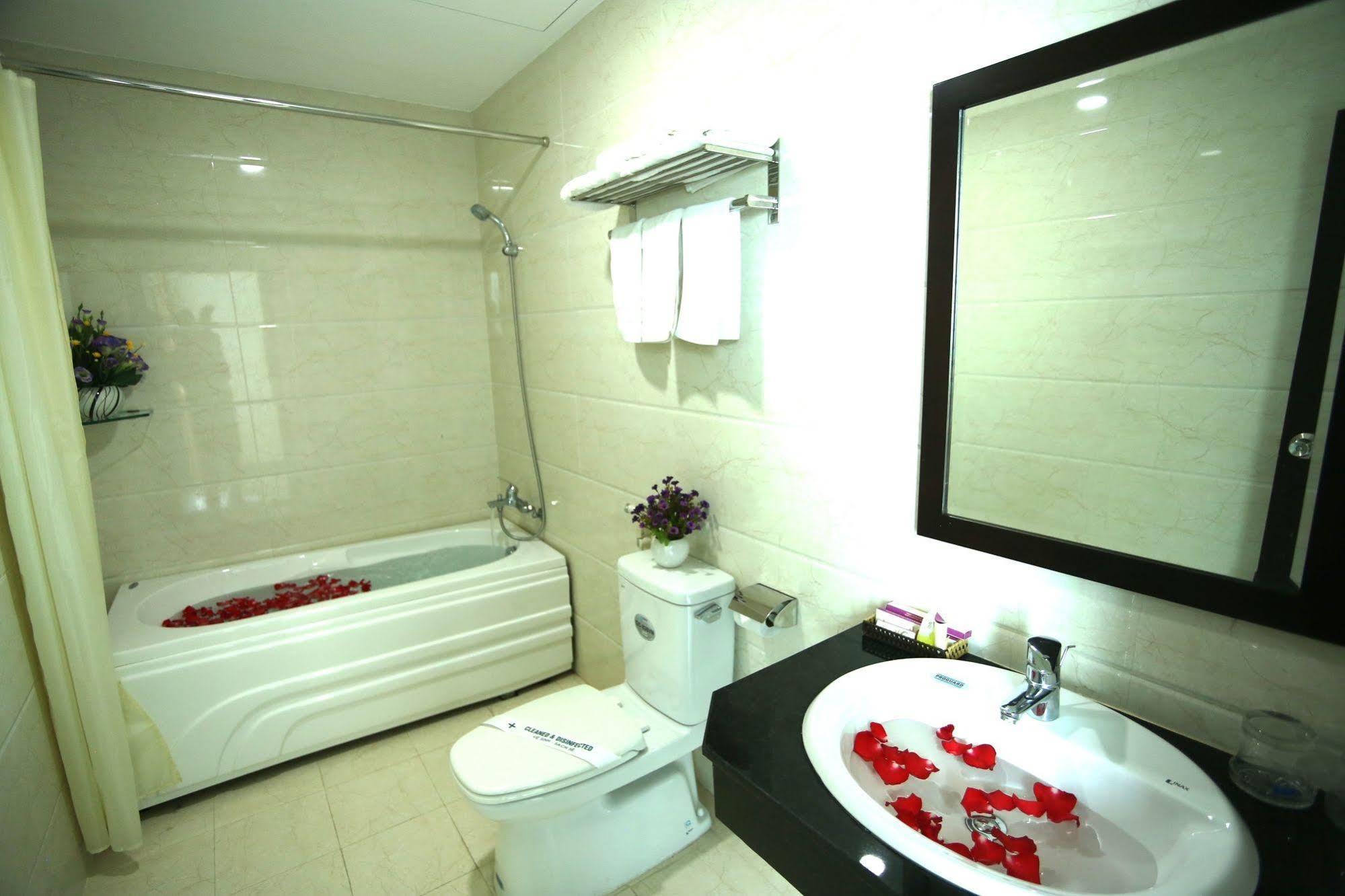 Huong Son Hotel Đà Nẵng Extérieur photo