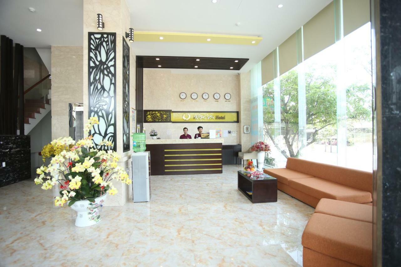 Huong Son Hotel Đà Nẵng Extérieur photo